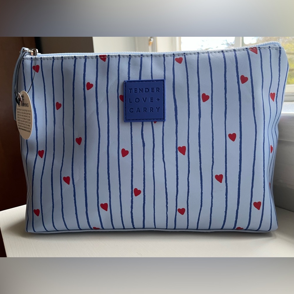 NWT Tender Love & Carry Blue Makeup Bag 12" x 7" x 4"